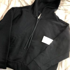 New! Zippered sweatshirt